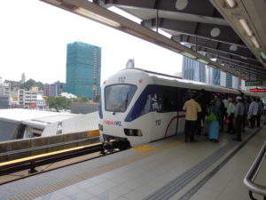 マレーシアの電車